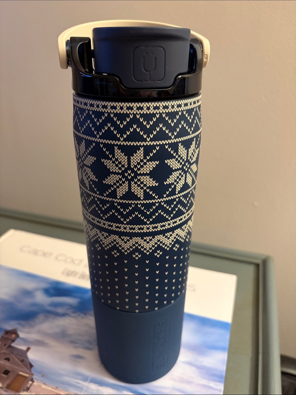 BrüMate Rise Alpine Knit 25 oz Leakproof Water Bottle - Picture 2 of 8